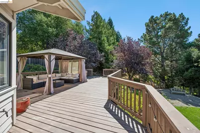 1920 Joseph Dr, Moraga, CA 94556 - Photo 47