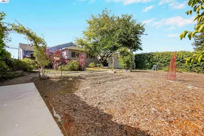 1620 East Ave, Fairview, CA 94541 - Photo 45