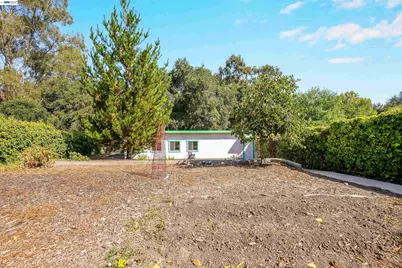 1620 East Ave, Fairview, CA 94541 - Photo 13