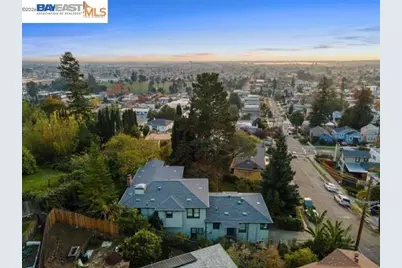 6338 Buena Ventura Ave, Oakland, CA 94605 - Photo 3