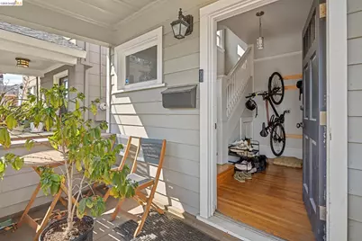 5401 Genoa, Oakland, CA 94611 - Photo 3