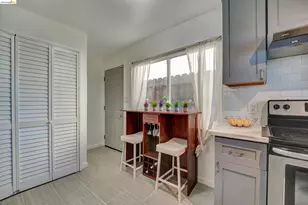 2515 Oliver Ave, Oakland, CA 94605 - Photo 31