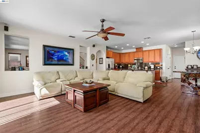 1434 Olivia Ct, Tracy, CA 95377 - Photo 13