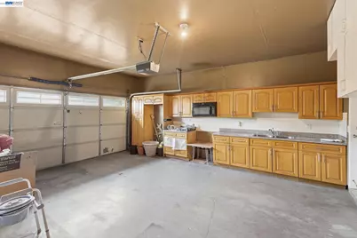 1821 Tioga Pass Way, Antioch, CA 94531 - Photo 57