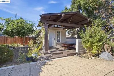 6239 Dairy Ave, Newark, CA 94560 - Photo 11