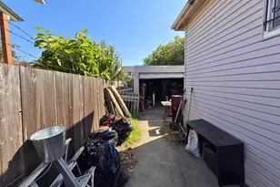 1514 Russell St, Berkeley, CA 94703 - Photo 11