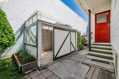 937 Grayson St, Berkeley, CA 94710 - Photo 37