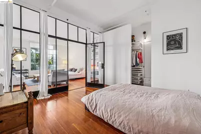 1018 4th Ave #204, Oakland, CA 94606 - Photo 7