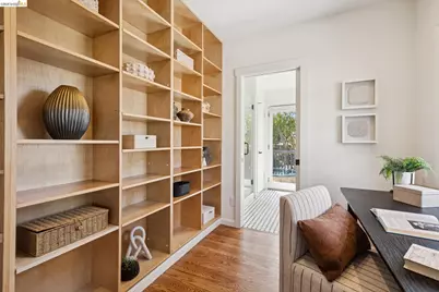 915 63rd St, Oakland, CA 94608 - Photo 15