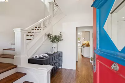 915 63rd St, Oakland, CA 94608 - Photo 3