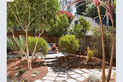 2816 Webster St, Berkeley, CA 94705 - Photo 45