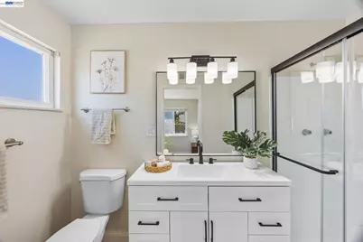 5582 Jonathan Dr, Newark, CA 94560 - Photo 27