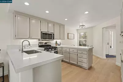 414 Trailhead Way, Martinez, CA 94553 - Photo 9