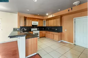 345 21st St, San Jose, CA 95116 - Photo 11