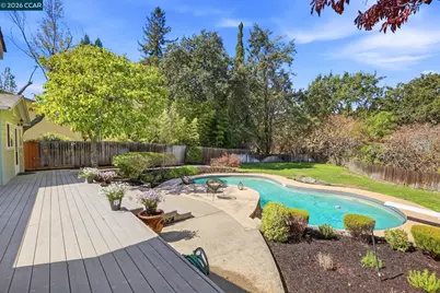 140 Lucinda Ln, Pleasant Hill, CA 94523 - Photo 33