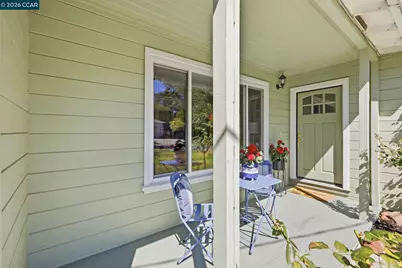 140 Lucinda Ln, Pleasant Hill, CA 94523 - Photo 5