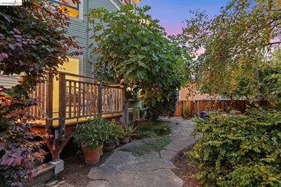 2259 Derby St #Lower, Berkeley, CA 94705 - Photo 39