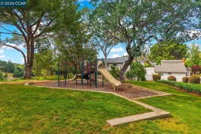 599 Mt Dell Dr, Clayton, CA 94517 - Photo 51