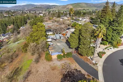 599 Mt Dell Dr, Clayton, CA 94517 - Photo 55