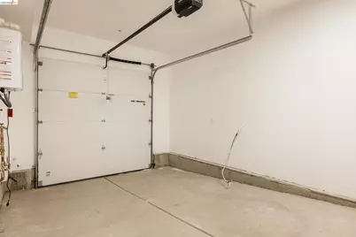 479 42nd St, Oakland, CA 94609 - Photo 21