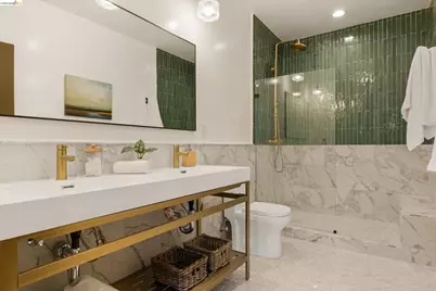 479 42nd St, Oakland, CA 94609 - Photo 29