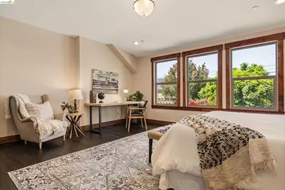 479 42nd St, Oakland, CA 94609 - Photo 33