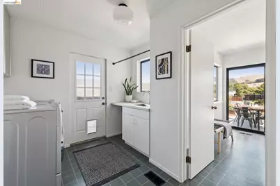 6265 Highland Ave, Richmond, CA 94805 - Photo 35