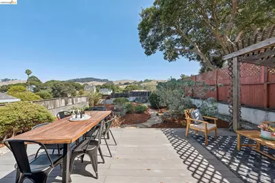 6265 Highland Ave, Richmond, CA 94805 - Photo 3