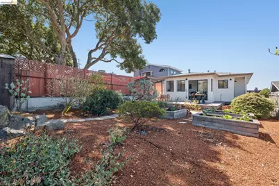 6265 Highland Ave, Richmond, CA 94805 - Photo 55