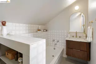 548 Wesley Ave, Oakland, CA 94606 - Photo 27