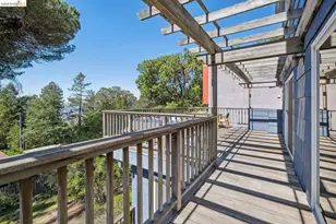 155 Avenida Dr, Berkeley, CA 94708 - Photo 21