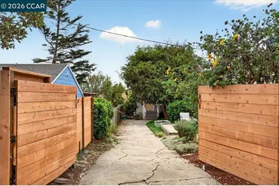 1327 Mariposa St, Richmond, CA 94804 - Photo 21
