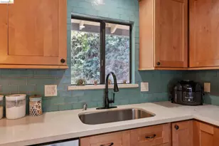 904 View Dr, Richmond, CA 94803 - Photo 23