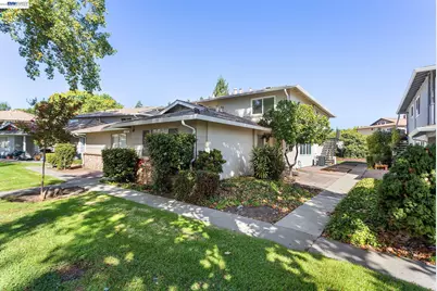 1387 Del Rio Cir #B, Concord, CA 94518 - Photo 23