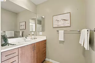 288 3rd St, Oakland, CA 94607 - Photo 27