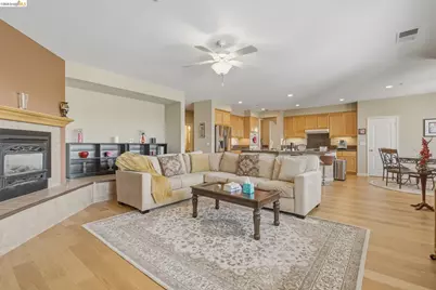 171 Country Club Dr, Brentwood, CA 94513 - Photo 27