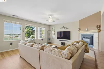 171 Country Club Dr, Brentwood, CA 94513 - Photo 25