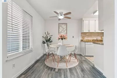 6254 Joaquin Murieta Ave #H, Newark, CA 94560 - Photo 5