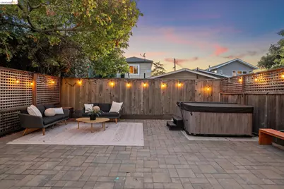 5933 Fremont St, Oakland, CA 94608 - Photo 63