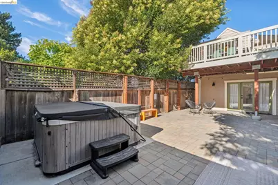 5933 Fremont St, Oakland, CA 94608 - Photo 51