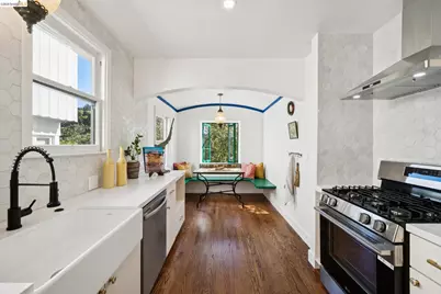 106 Sonia St, Oakland, CA 94618 - Photo 25