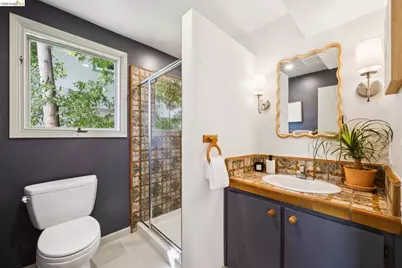 106 Sonia St, Oakland, CA 94618 - Photo 43