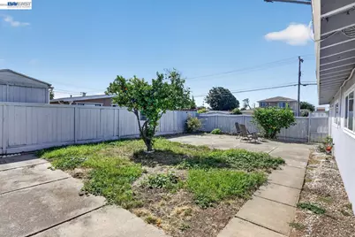 2786 Bal Harbor Ln, Hayward, CA 94545 - Photo 21