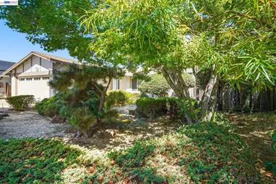 38660 Moore Dr, Fremont, CA 94536 - Photo 33
