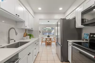 46908 Fernald Cmn, Fremont, CA 94539 - Photo 11