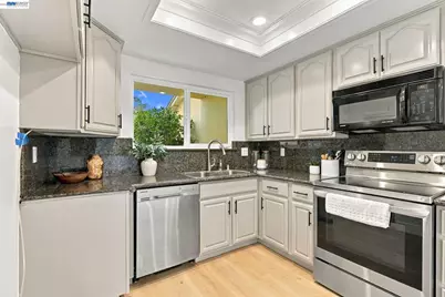 43119 Washington Cmn, Fremont, CA 94539 - Photo 5