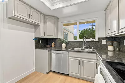 43119 Washington Cmn, Fremont, CA 94539 - Photo 7