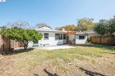 16081 Via Media, San Lorenzo, CA 94580 - Photo 29