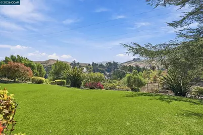 303 Calle La Mesa, Moraga, CA 94556 - Photo 27
