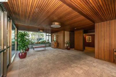 320 Lee St #702, Oakland, CA 94610 - Photo 39